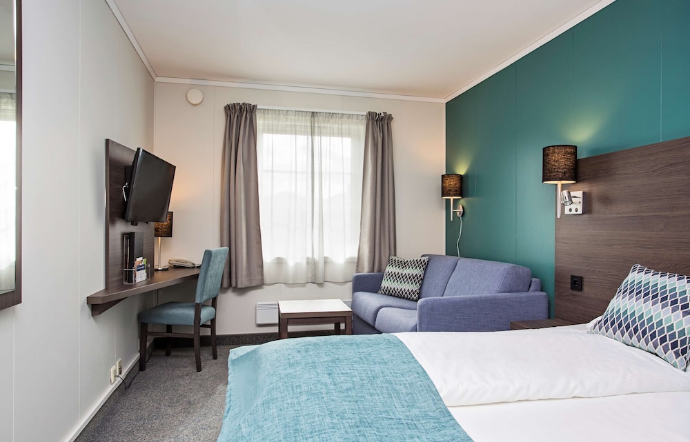 Standard Room - Photo 1