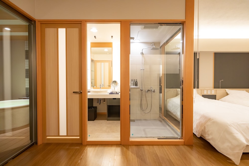 Superior Japanese Western Room with Private Open-air Bath, Ocean View, Restaurant Meals, Non Smoking photo 3