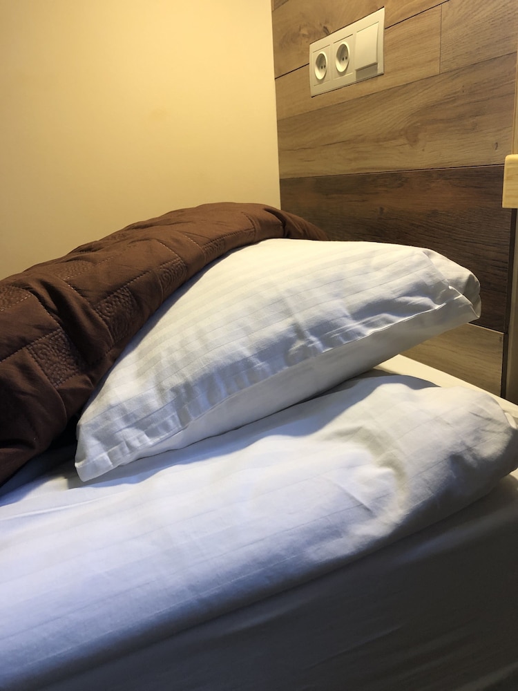 Bed In 2-Bed Shared Dormitory photo 3