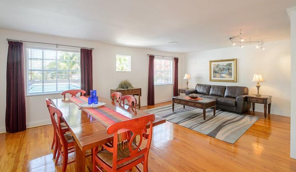 Oasis Cottage, 1 Bedroom, Pool Access, Ground Floor