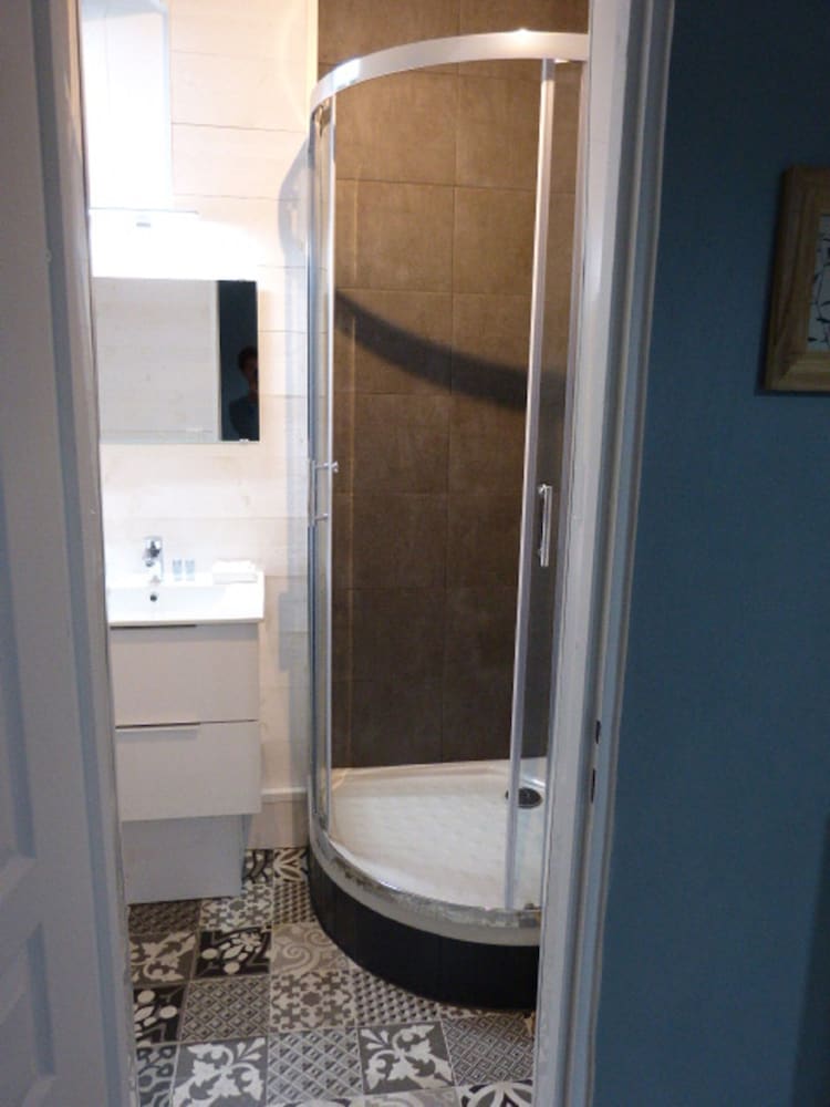 Comfort Double Room, Ensuite, Park View (Opale) photo 3