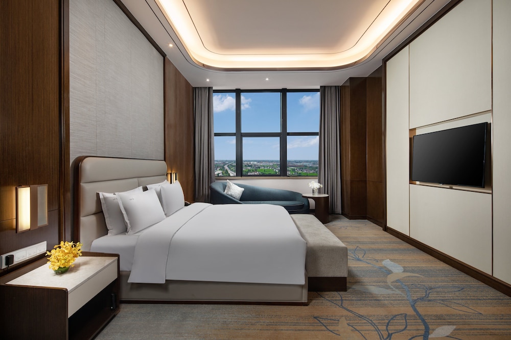 Suite, 1 Bedroom photo 1