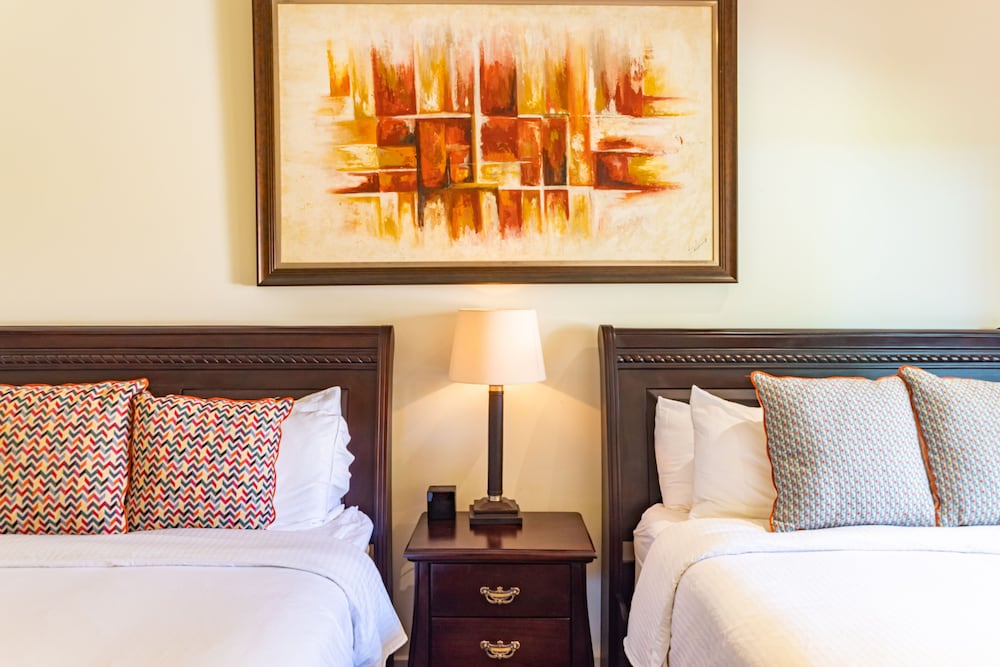 Deluxe Room, 2 Queen Beds photo 2