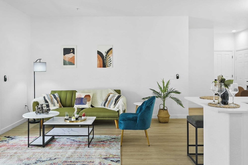 Deluxe Apartment