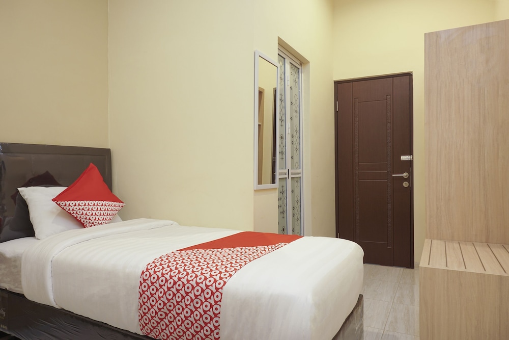 Standard Twin Room - Photo 5