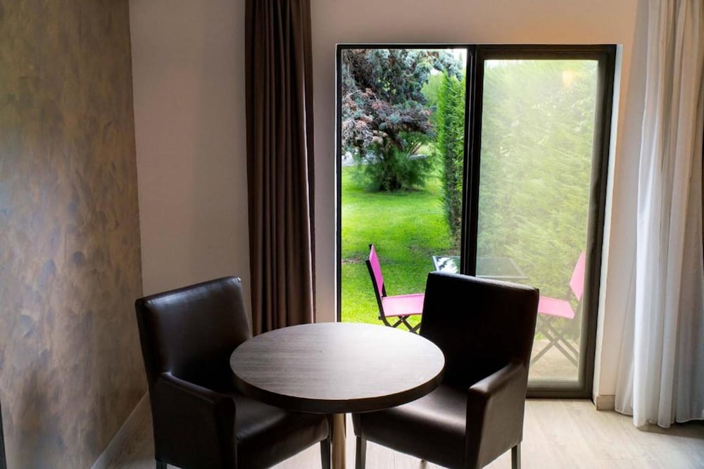 Classic Double Room - Photo 3