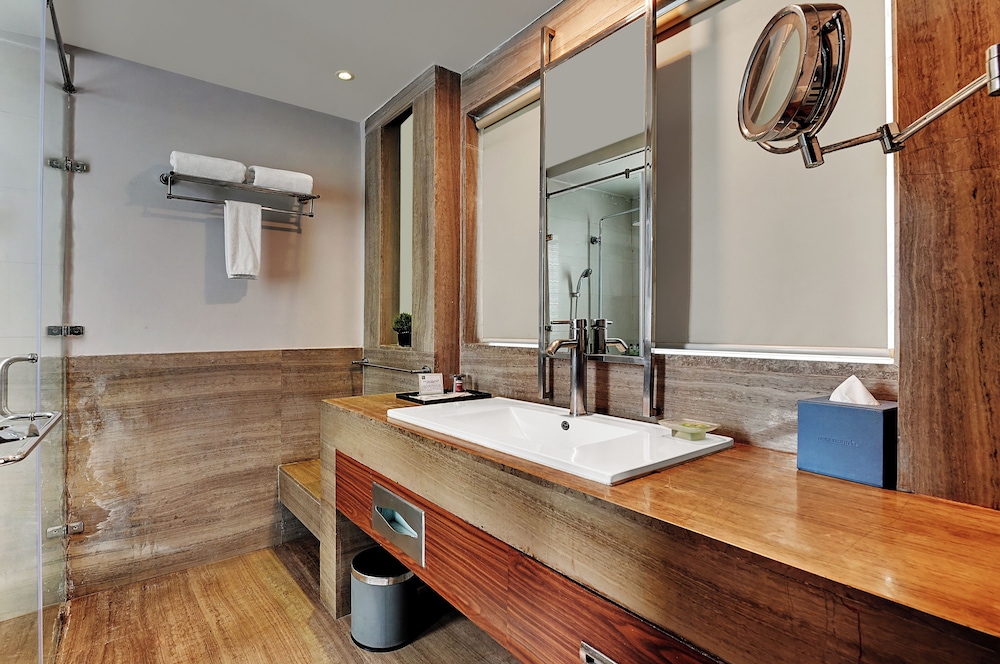 Executive Room - Photo 4