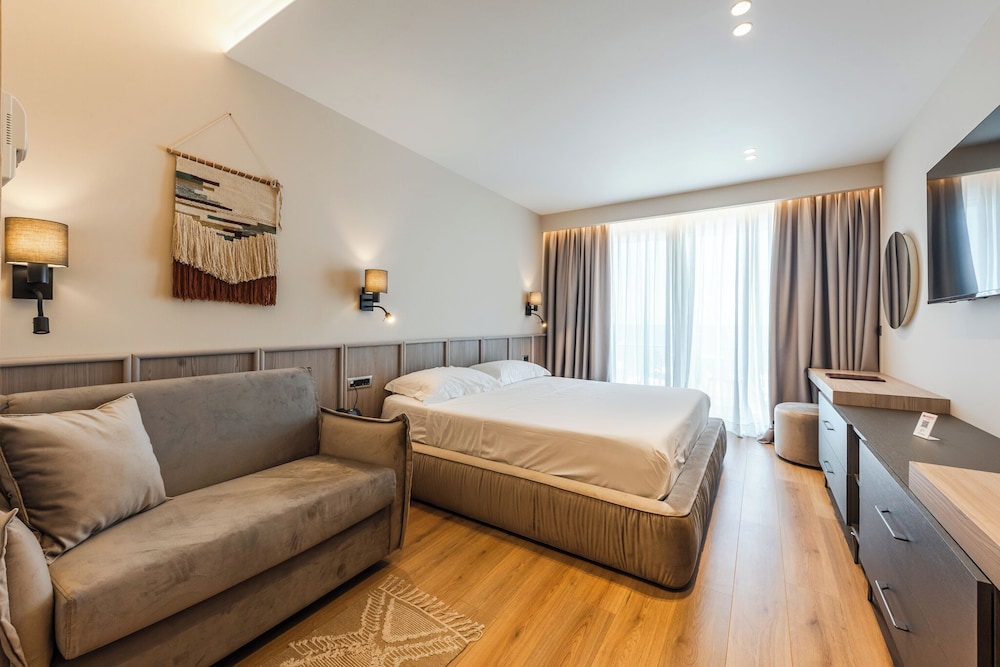 Superior Double Room, Balcony, Sea View