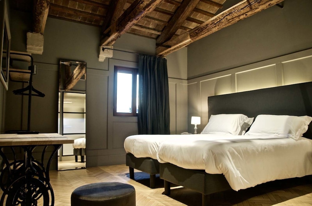 Deluxe Double Room, 1 Queen Bed, Non Smoking