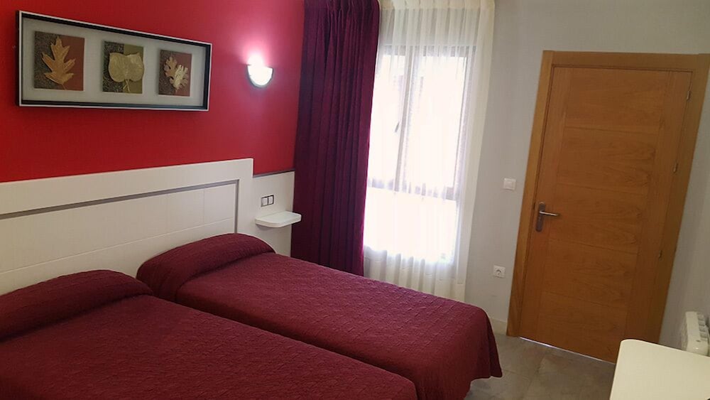 Double or Twin Room photo 2
