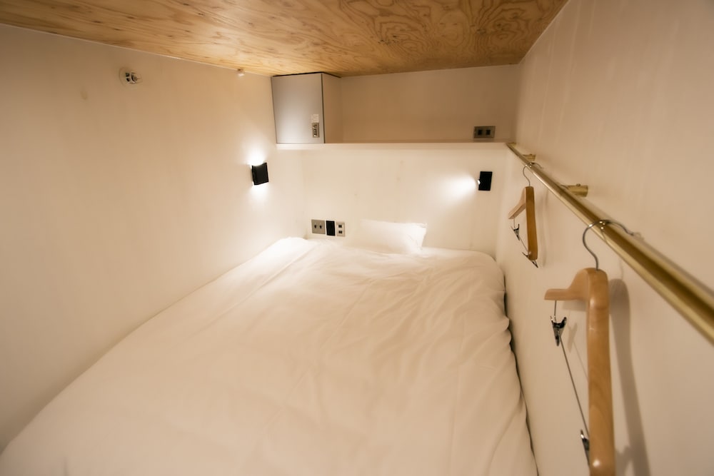 Smart Double Capsule Room, Female Only - Photo 1