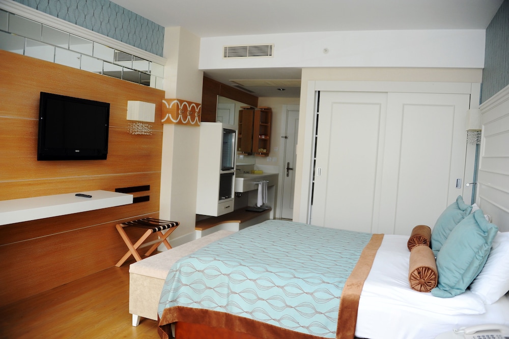 Standard Room Land View