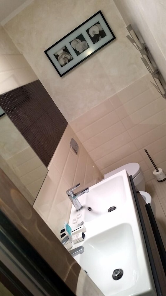 Penthouse, 2 Bedrooms, Terrace, Lake View - Photo 36