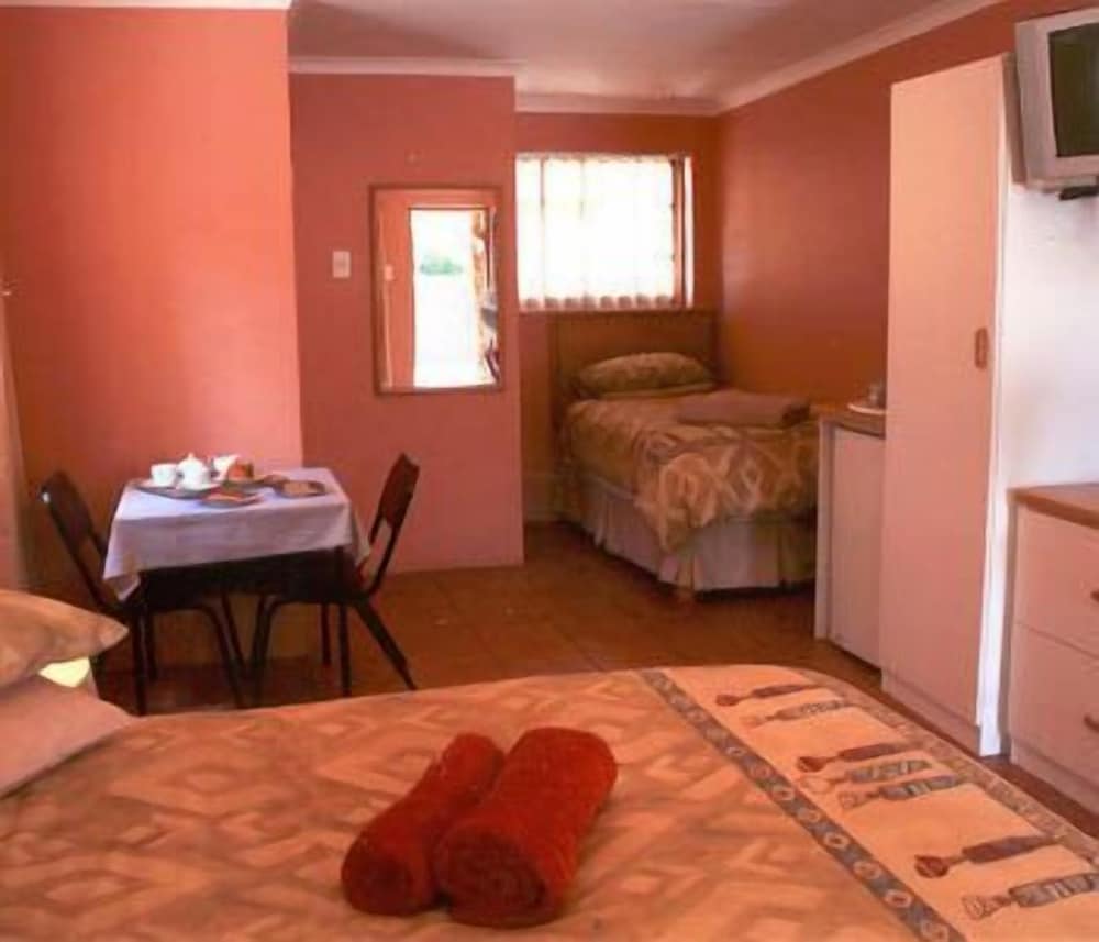 Room (Cost Saver Room) photo 3