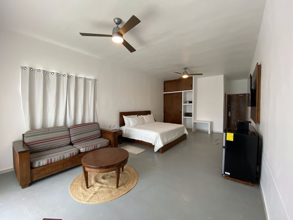 Jacuzzi Suite Ocean Front