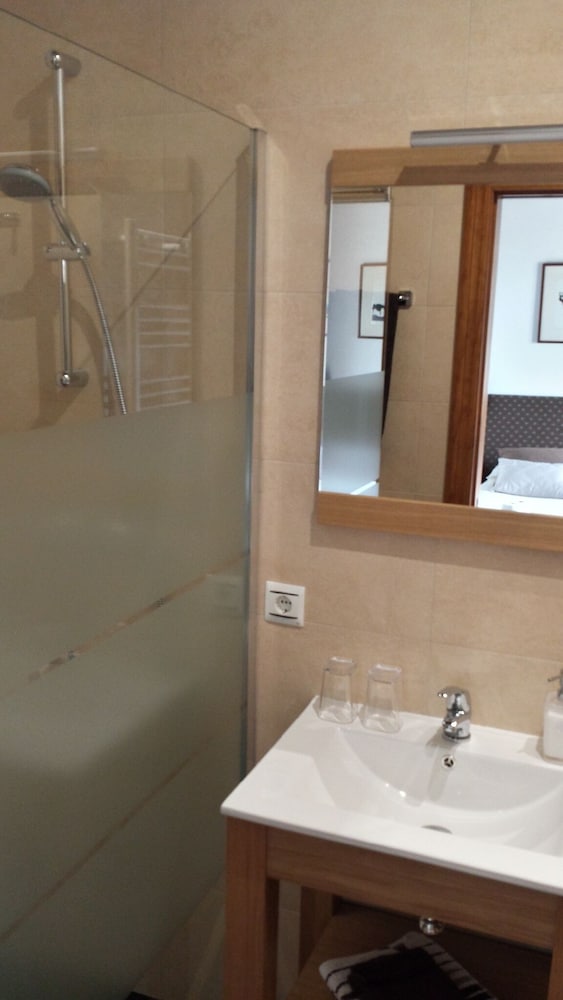 Comfort Double or Twin Room, Mountain View photo 3