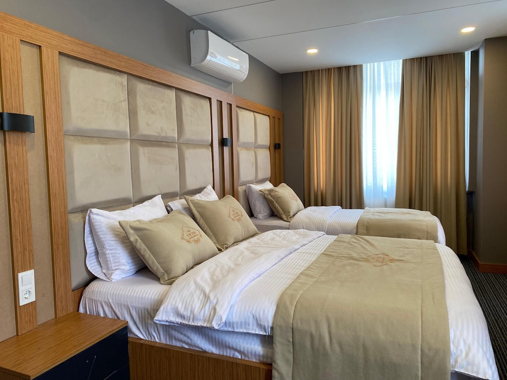 Standard Triple Room photo 3