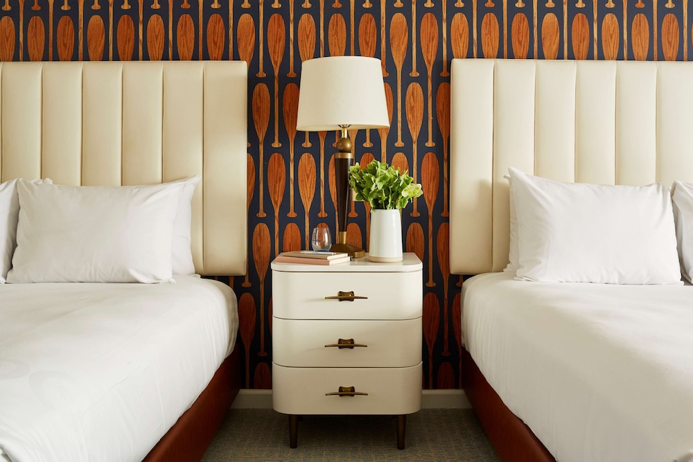 Studio, 2 Queen Beds photo 1
