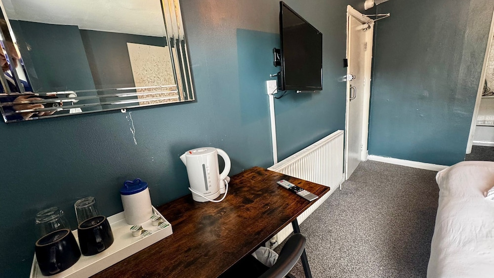 Comfort Double Room, Private Bathroom photo 3
