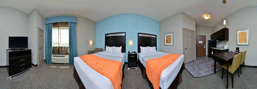 Room, Multiple Beds, Accessible, Kitchenette photo 1