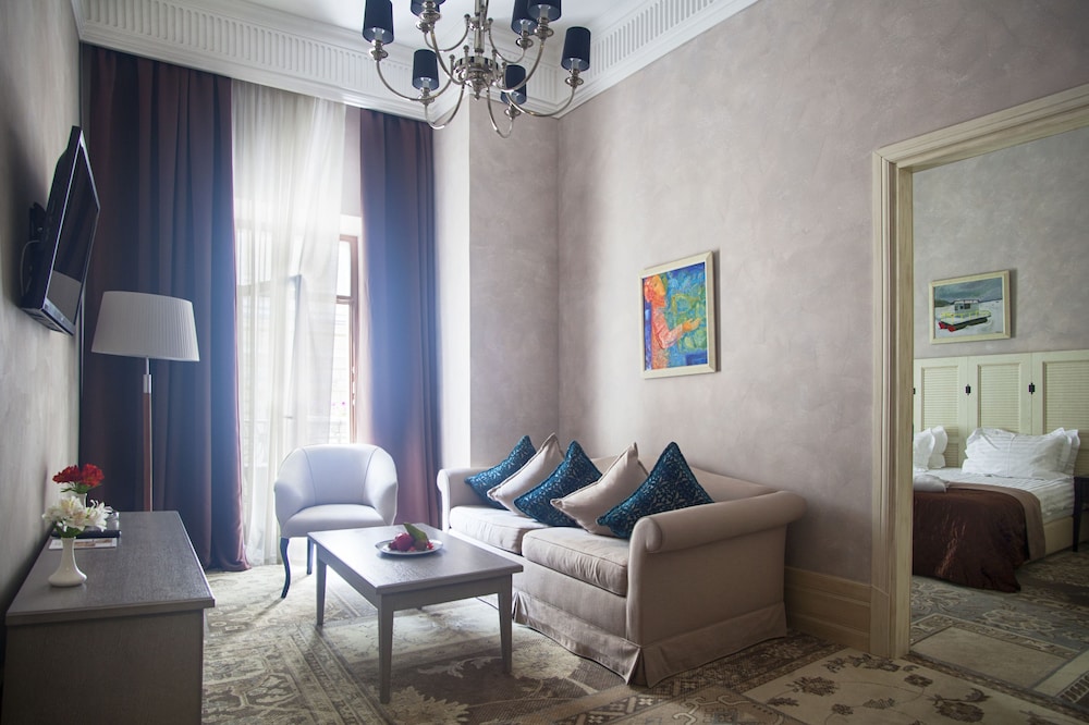 Suite, Balcony photo 3