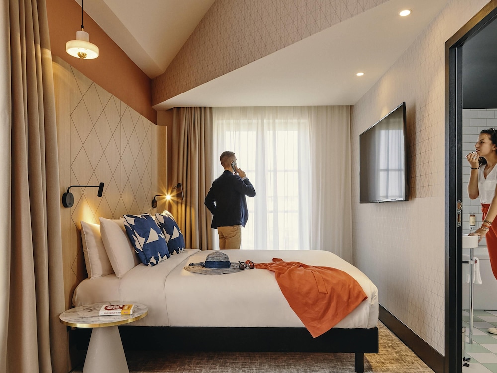 Family Suite, 1 Double Bed with Sofa bed - Photo 1