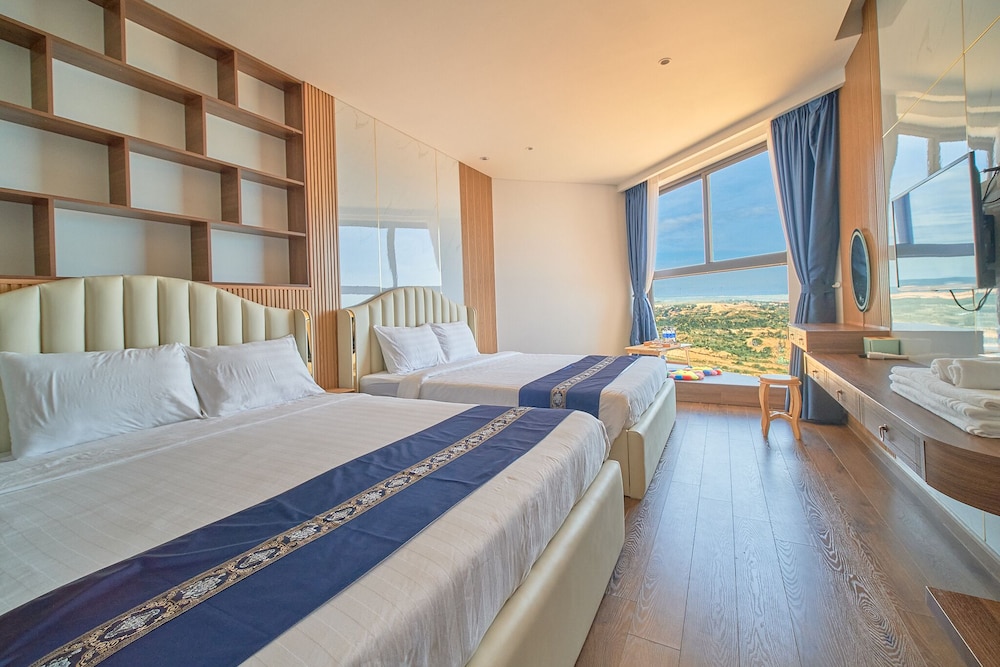 Deluxe Quadruple Room