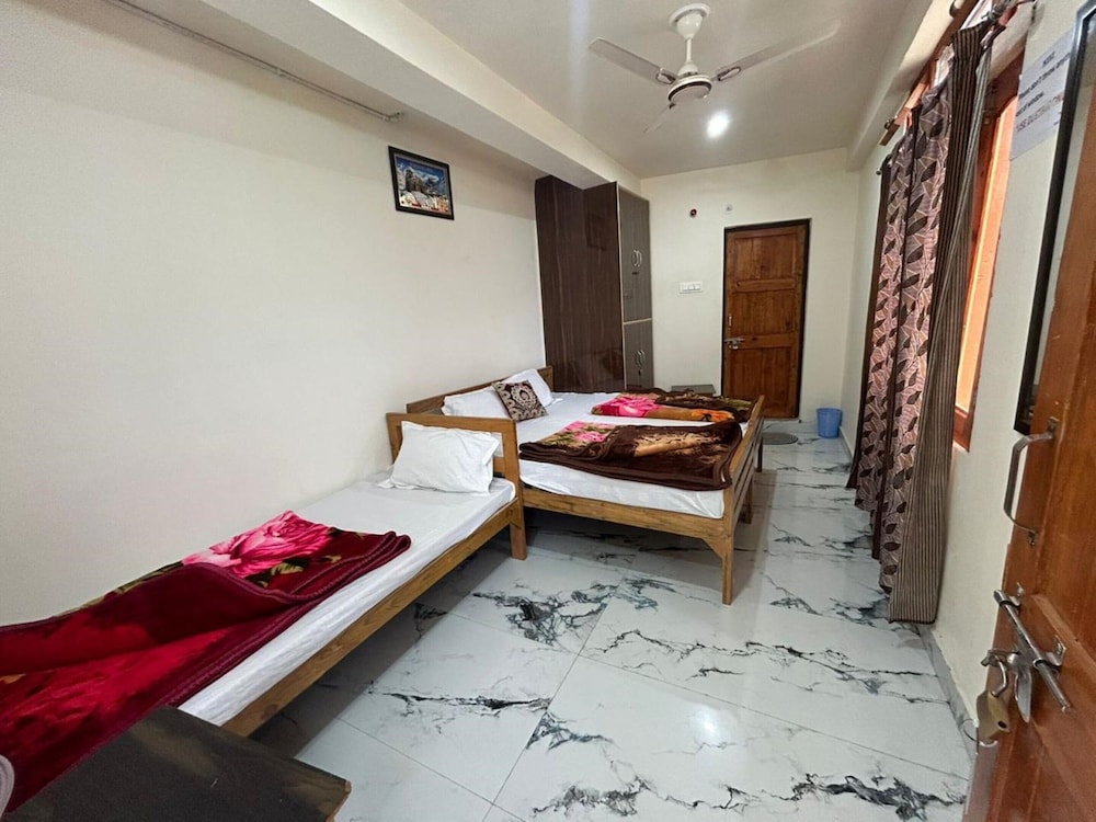 Royal Room photo 3