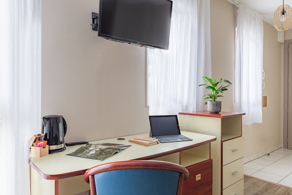 Apartment - Photo 3