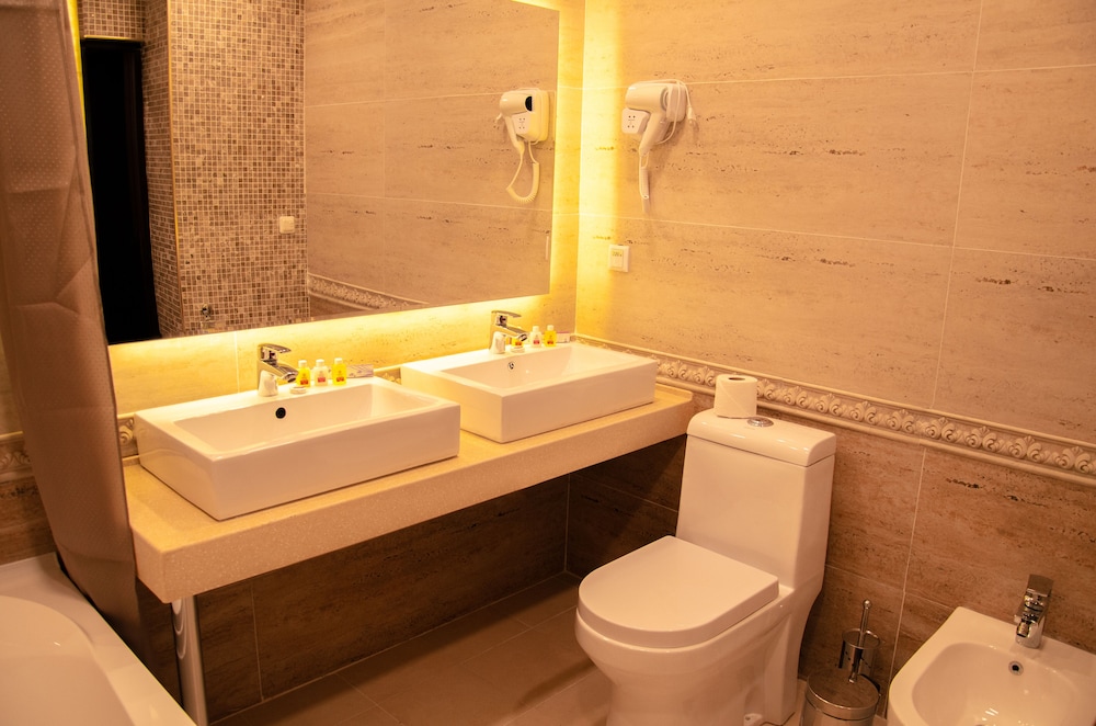 Deluxe Double Room, City View photo 2