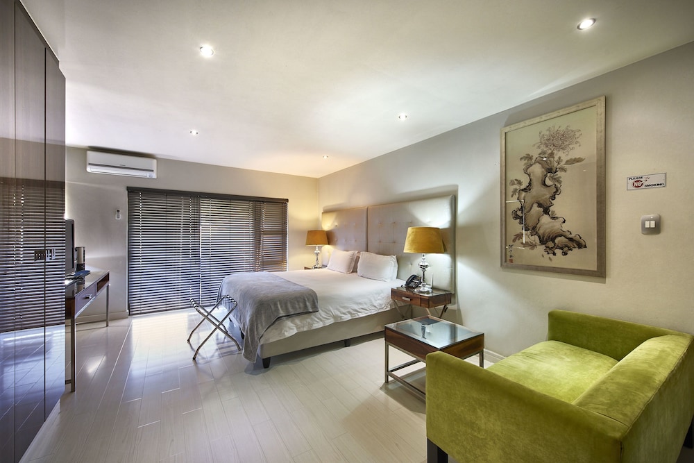 Executive Room photo 1