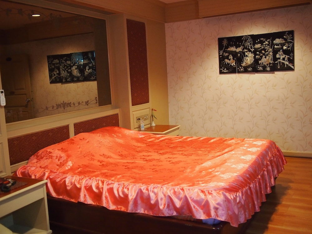 Standard Room photo 2