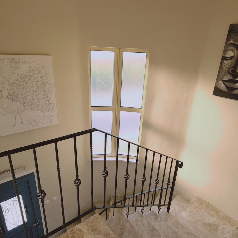 Villa photo 3