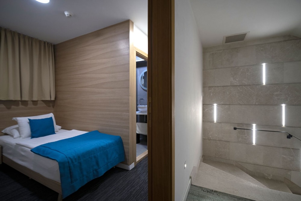 Economy Room photo 1