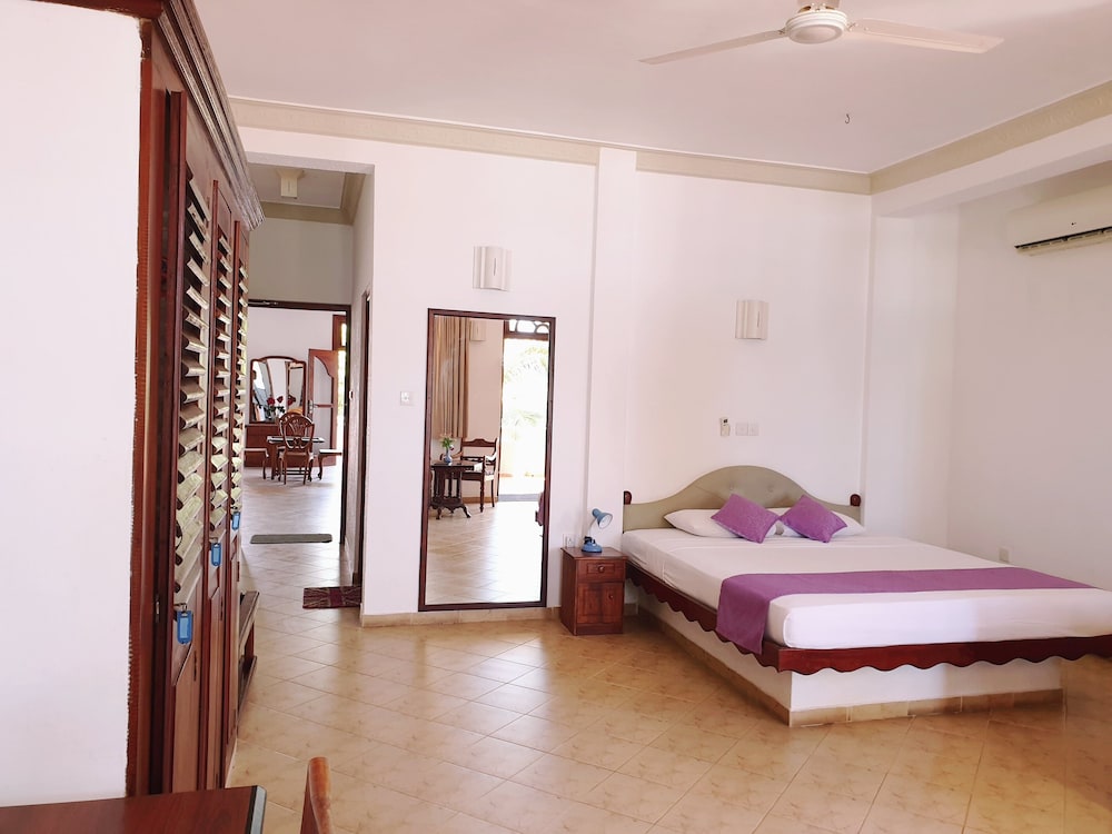 Superior Room (Sea View)