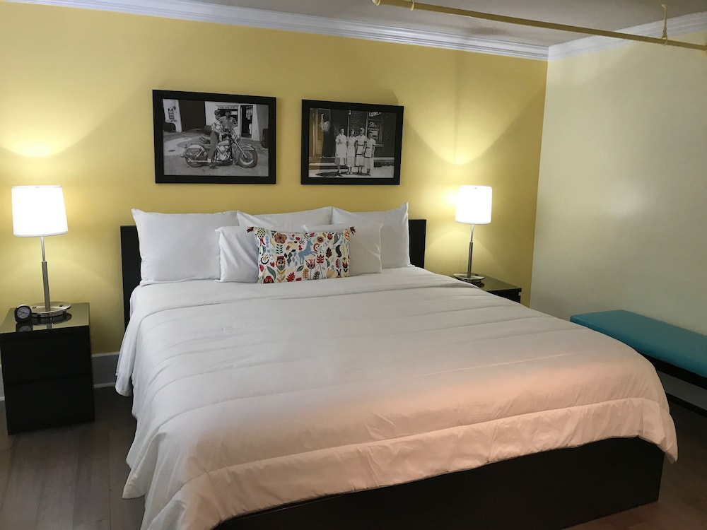 Signature Room, 1 King Bed