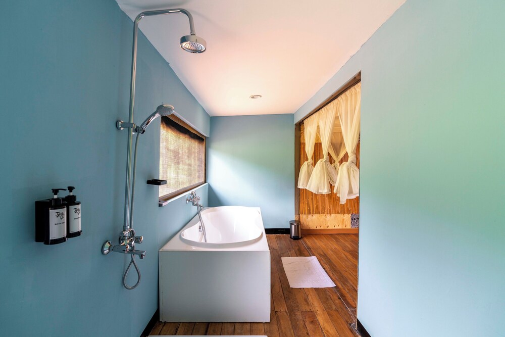 Luxury Room, Balcony, Valley View photo 3