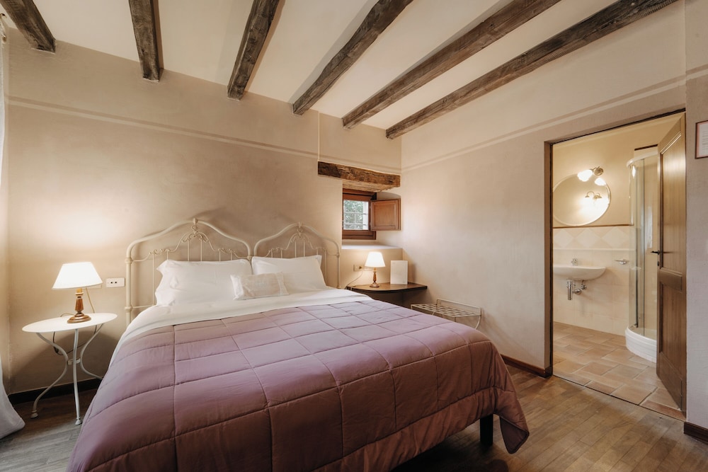 Superior Double or Twin Room, Patio, Garden View photo 1