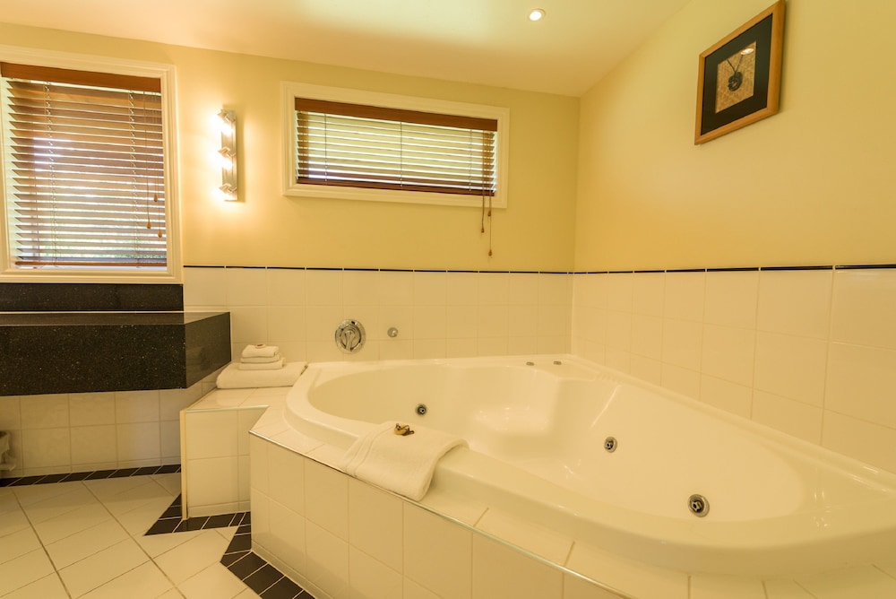 Executive Suite with Spa - Photo 8