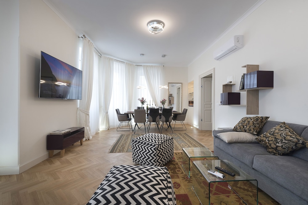Executive Apartment, Sea View, Ground Floor