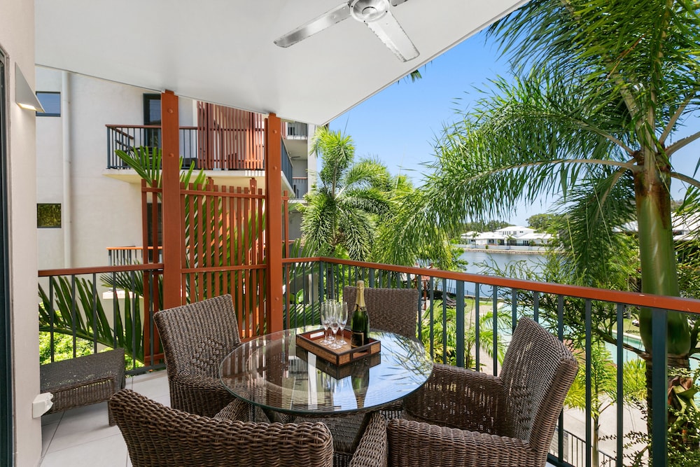 Superior Apartment, 2 Bedrooms, Lagoon View photo 3