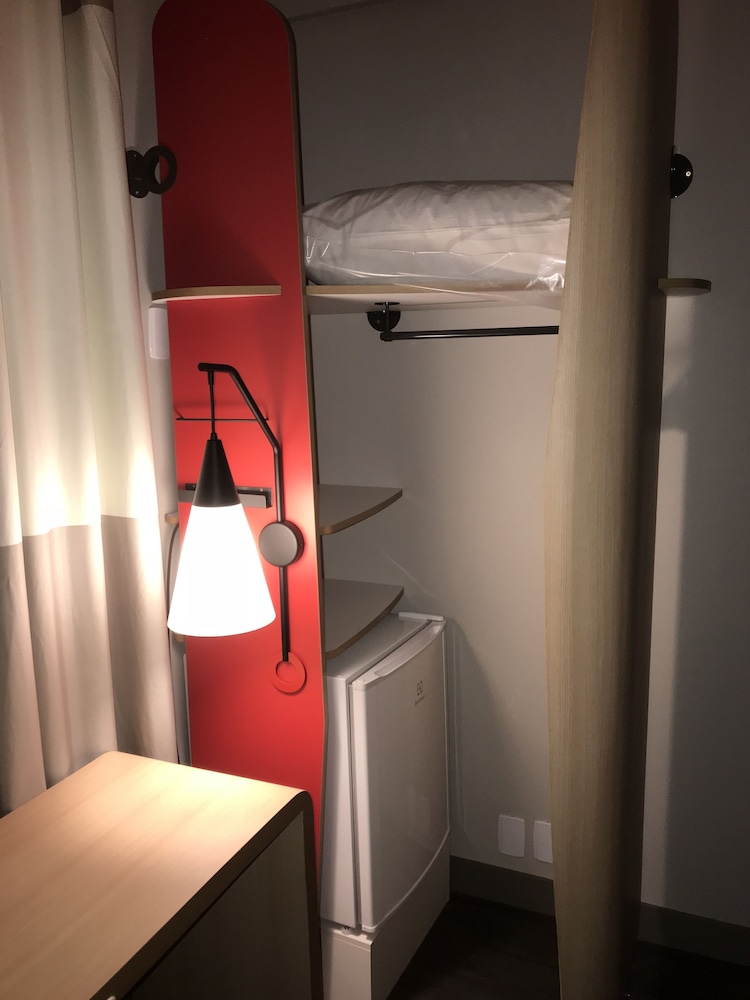 Standard Room, Multiple Beds photo 2