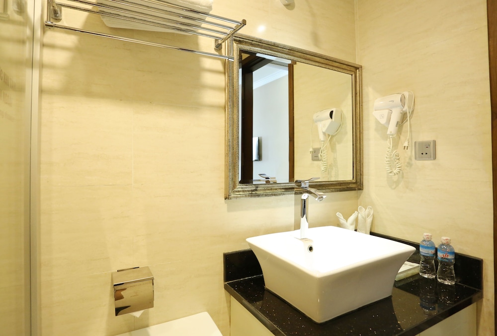 Deluxe Triple Room photo 2