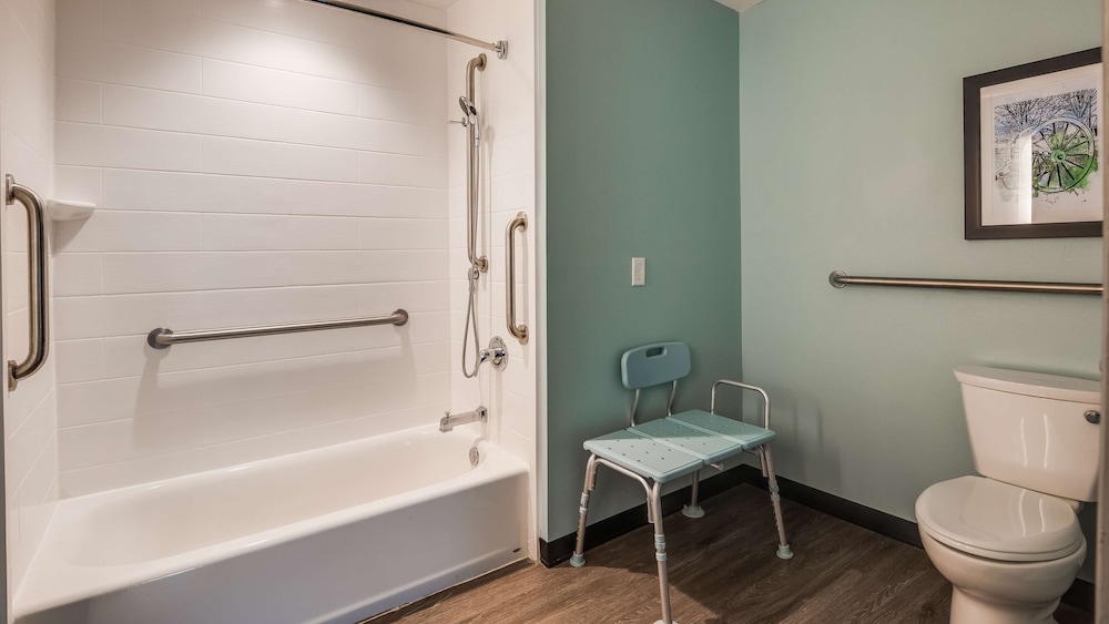 Suite, Multiple Beds, Accessible, Non Smoking (with Sofabed) - Photo 1