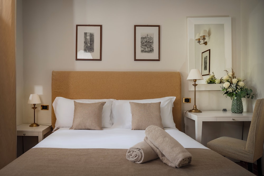 Classic Double Room