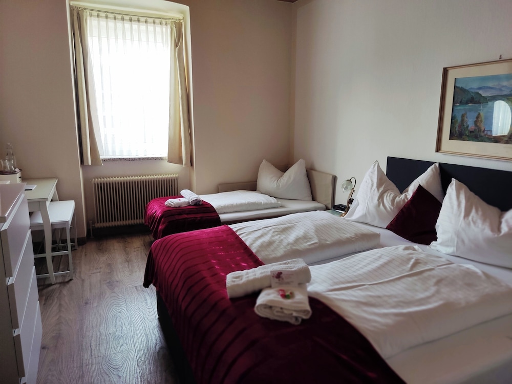 Standard Triple Room, 1 Bedroom, Mountain View photo 1