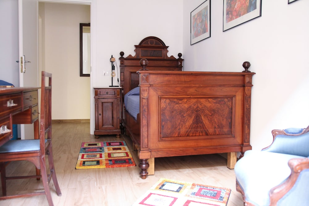 Single Room (Càssaro)