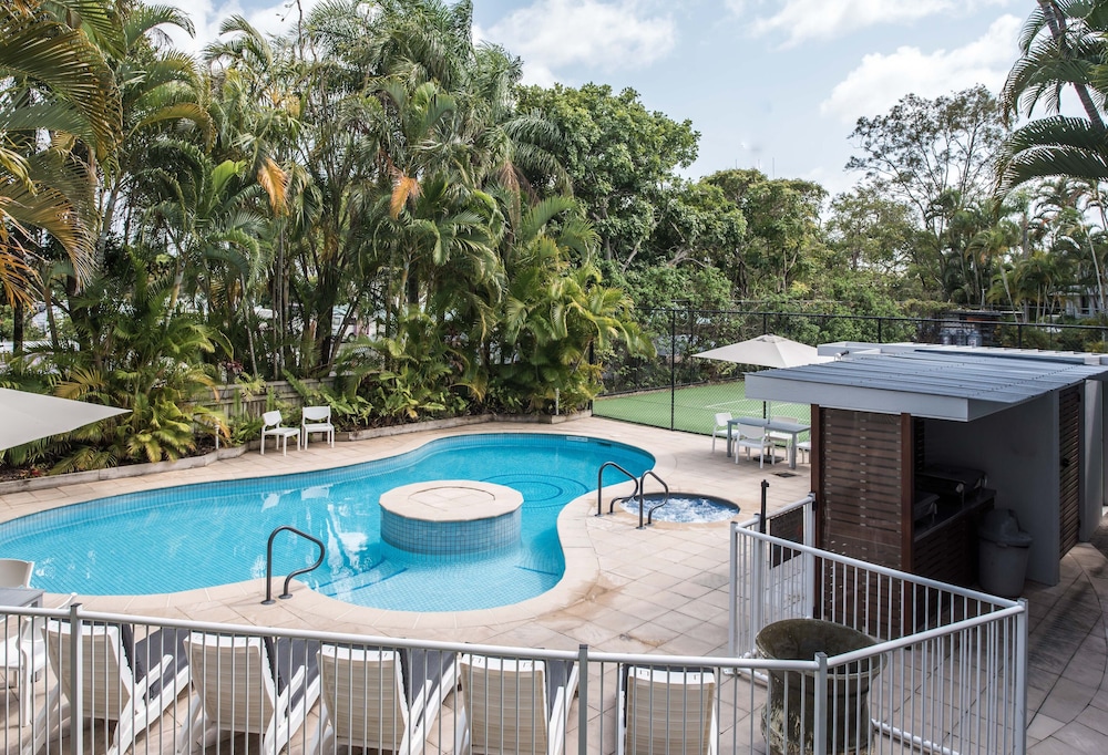 3 bedroom Gardenside Premium Apartment photo 2