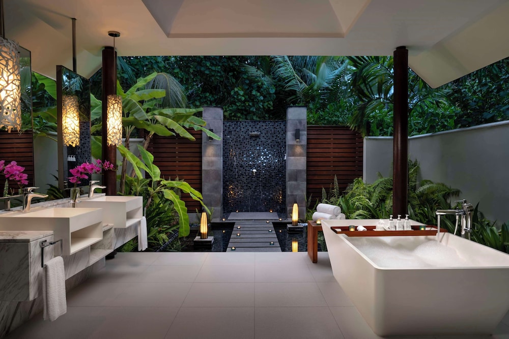 Deluxe Beach Pool Villa - Photo 7