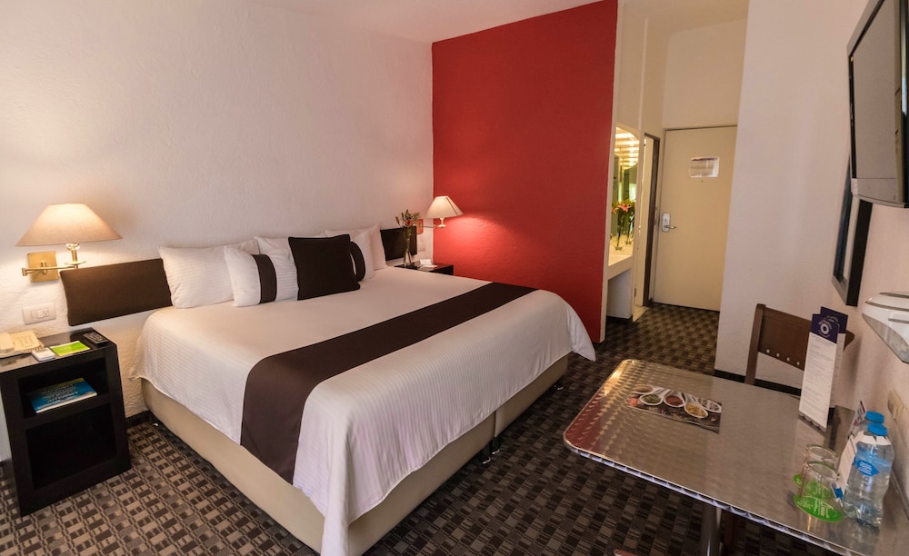 Room, 1 King Bed (Preferencial) photo 1